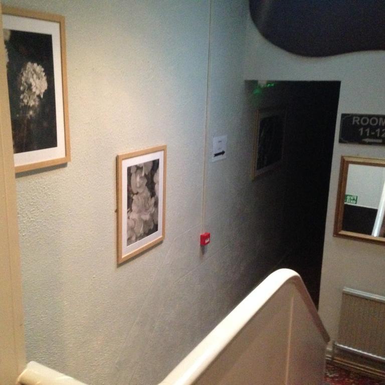 Peek-A-Booze - Budget Hotel - Adults Only Blackpool Exteriör bild